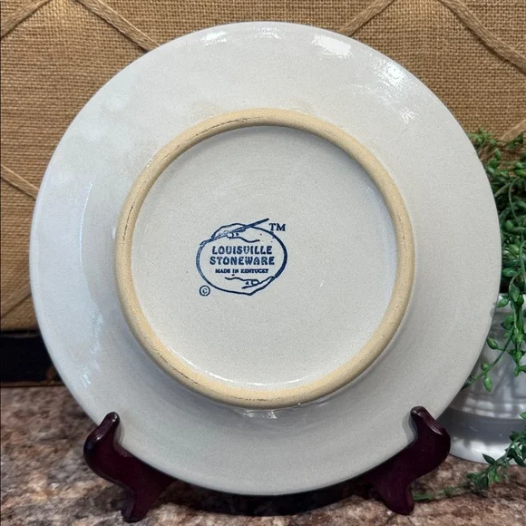 Louisville Stoneware Dog Plate - Picture 4 of 5